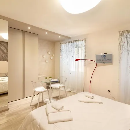Aparthotel All'arco 3*